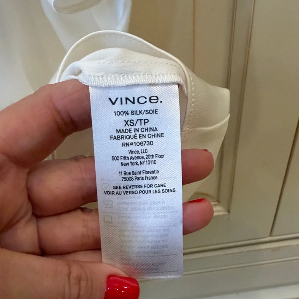 VINCE PEARL COLOR SILK SIZE XS BUTTON DOWN SHORT SLEEVE TOP - Picture 8 of 12